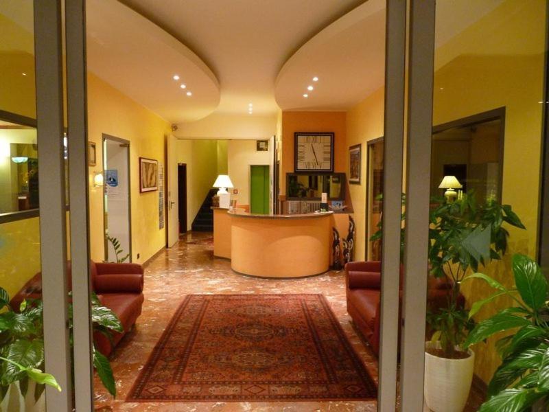 Hotel Gambrinus リド・ディ・イエゾロ エクステリア 写真