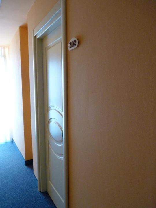 Hotel Gambrinus リド・ディ・イエゾロ エクステリア 写真